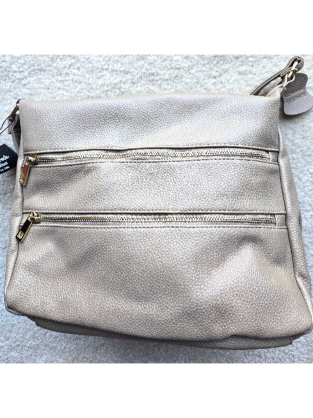 Peck & Peck Collection Beige Pebbled Leather Shoulder Crossbody Strap Bag Purse